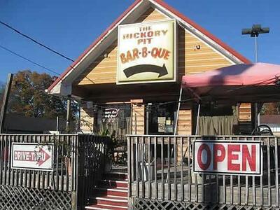 The HICKORY PIT BAR-B-QUE in Chattanooga, TN Restaurants/Food & Dining