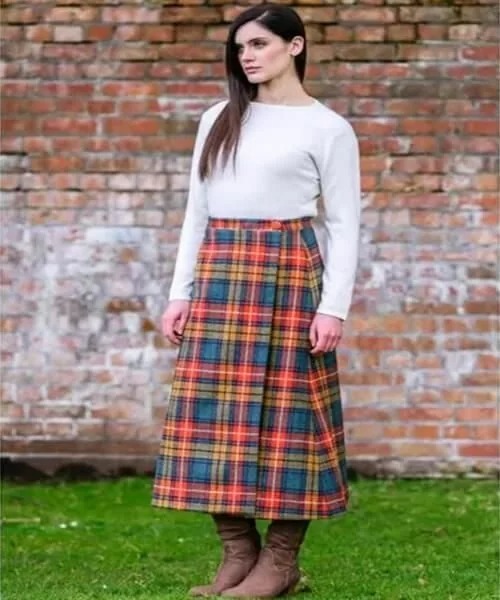 Women's Hostsess Skirt