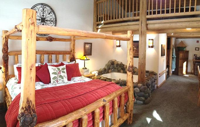 Interior: Enchantments Suite - Run of the River in Leavenworth, WA Travel & Tourism