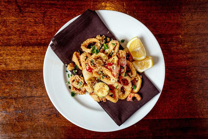 Product: Fried Calamari - Di Pescara in Northbrook, IL Italian Restaurants