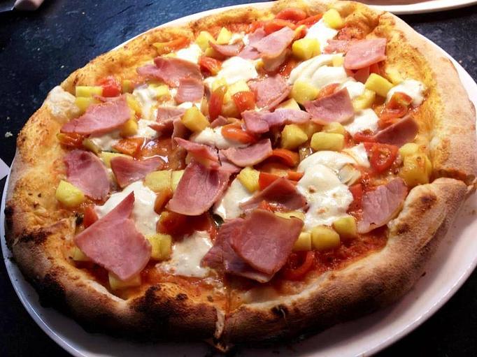 Product: Italian Ham, pineapple, fresh mozzarella & cherry tomatoes - Pazzo Pomodoro in Vienna, VA Italian Restaurants