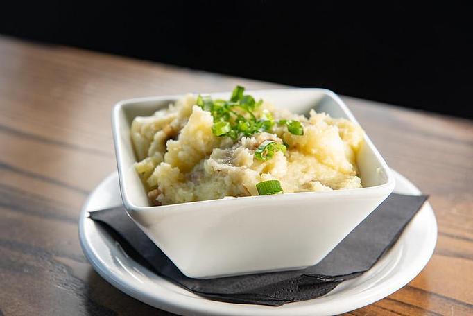 Product - The Main Pub in Manchester, CT American Restaurants