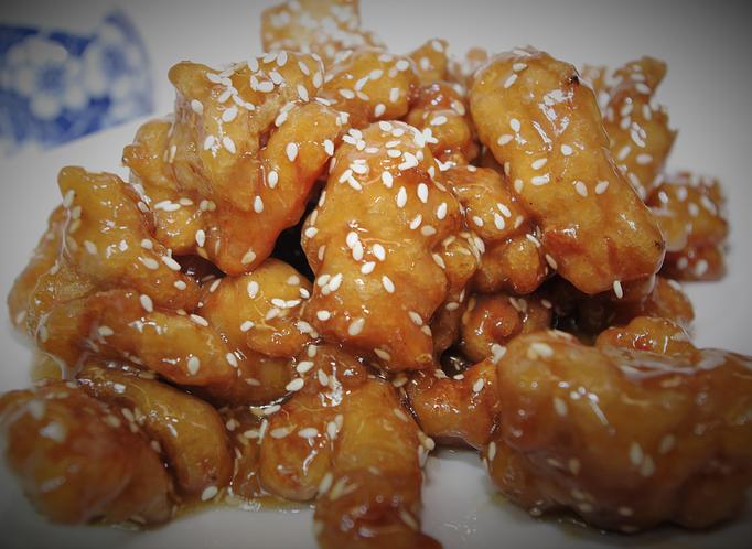 Product: Sesame Chicken - Yen Ching Restaurant in Lakewood, WA Chinese Restaurants