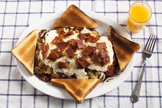 Product: Hash Mountain - Saint's Restaurant & Catering in Southington, CT American Restaurants