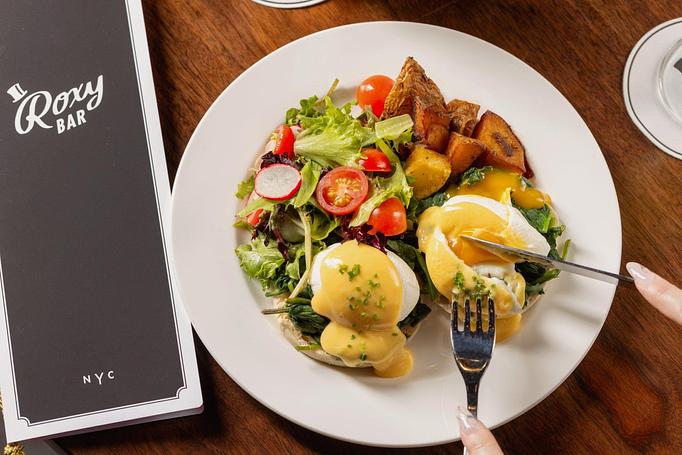 Product: Roxy Bar Nightly Live Music and Dining on the border of SoHo and TriBeCa in downtown Manhattan. Serving weekend brunch with live jazz on Sundays from 12PM - 2:30PM. - Roxy Bar in TriBeCa - New York, NY Bars & Grills