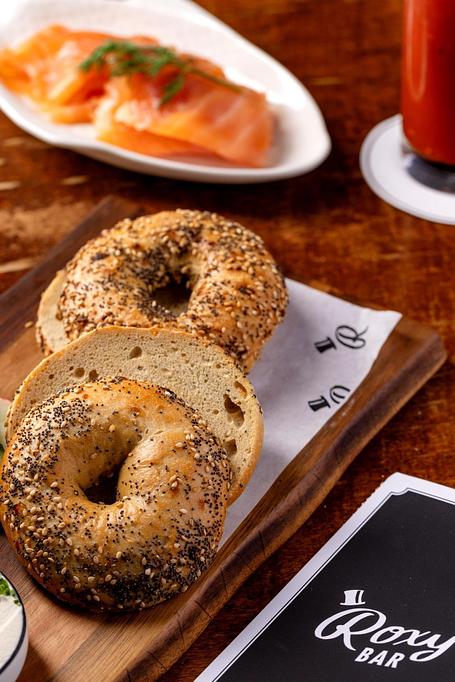 Product: Roxy Bar Nightly Live Music and Dining on the border of SoHo and TriBeCa in downtown Manhattan. Serving weekend brunch with live jazz on Sundays from 12PM - 2:30PM. - Roxy Bar in TriBeCa - New York, NY Bars & Grills