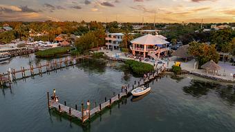 Exterior - Bayside Grille & Sunset Bar in Sunset Cove - Key Largo, FL Bars & Grills