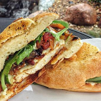 Product: Blackened Chicken Sandwich - Bella Milano in Springfield, IL Pizza Restaurant
