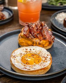 unclassified - Benchmark Chicago - Old Town, Chicago in Old Town - Chicago, IL American Restaurants