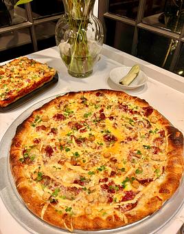 Product - Brown Dog Pizza in Downtown Telluride, Main Street - Telluride, CO Bars & Grills