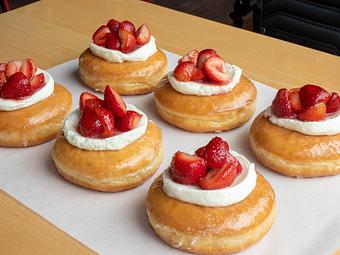 Product: Strawberries and Cream Donut - Do-Rite Donuts & Chicken in Chicago, IL Donuts