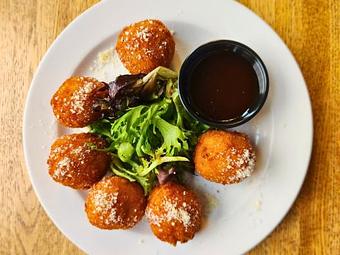 Product - Harvey's Grill and Bar in Saginaw, MI American Restaurants