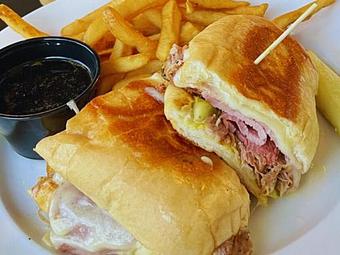 Product - Harvey's Grill and Bar in Saginaw, MI American Restaurants