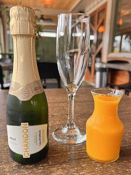 Product: Mango Bellini - Hugo's Studio City in Valley Village - Studio City, CA Vegetarian Restaurants