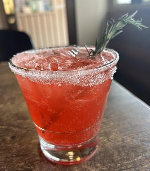 Product: Cranberry Ginger Fizz - Hugo's Studio City in Valley Village - Studio City, CA Vegetarian Restaurants