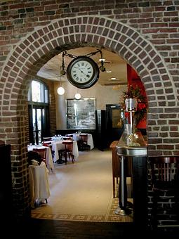Interior: Oyster Room, also used for semi-private events - 39 Rue de Jean in Historic Downtown Charleston - Charleston, SC French Restaurants