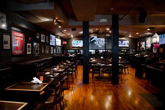 Interior - 730 Tavern, Kitchen & Patio in Cambridge, MA American Restaurants