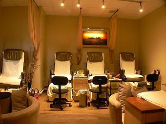 Interior - 8 Senses Salon & Spa in Beachwood, OH Beauty Salons