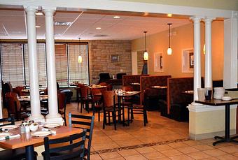 Interior - Aldo's Pizza - Dine In Carryout in Washington, MO Italian Restaurants