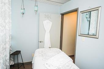 Interior - Allvera Body Wrap & Wellness Spa in Marble Cliff - Columbus, OH Day Spas