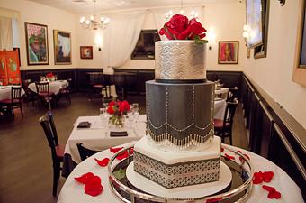 Interior: The perfect wedding venue - Alvin & Friends in Downtown - New Rochelle, NY Bars & Grills