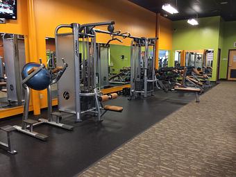 Interior - Anytime Fitness in Shoppes of Solon - Solon, OH Health Clubs & Gymnasiums