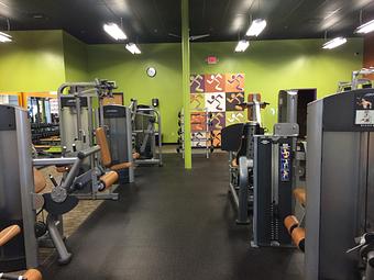 Interior - Anytime Fitness in Shoppes of Solon - Solon, OH Health Clubs & Gymnasiums