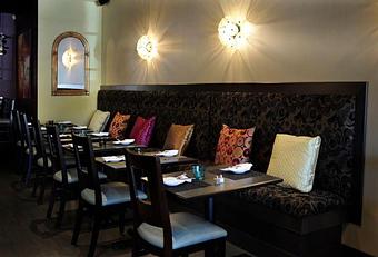 Interior - Applausi in Old Greenwich, CT Italian Restaurants