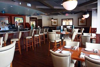 Interior - AquaTerra Grille in Pearl River, NY American Restaurants