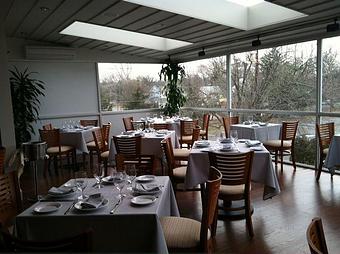 Interior - Axia Taverna in Tenafly, NJ Greek Restaurants