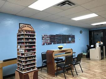 Interior - Beauty Bar Nail Spa in Denver, CO Manicurists & Pedicurists