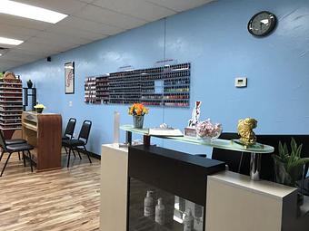 Interior - Beauty Bar Nail Spa in Denver, CO Manicurists & Pedicurists