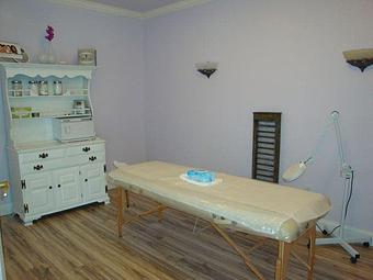 Interior - Beleza Waxing and Skincare Lounge in La Mesa, CA Beauty Salons