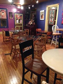 Interior - Bellefonte Cafe in Wilmington, DE American Restaurants