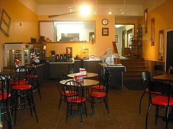 Interior - Big Bear Pizzeria & Deli in Lake City, MN Pizza Restaurant