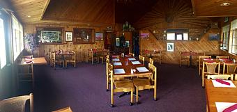 Interior: Comfortable Family Dining! - Billy Smoothboars in Bandon, OR Steak House Restaurants