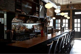 Interior - Black Swan in Brooklyn, NY Pubs