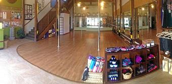 Interior: The Pole Room - Body in Balance in Emerald Plaza - Lahaina, HI Massage Therapy