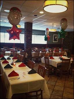 Interior - Borrelli's Italian Restaurant and Pizzeria in East Meadow, NY Italian Restaurants