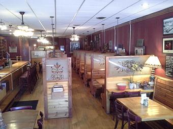 Interior: Interior View - Bozwellz in Storm Lake, IA American Restaurants