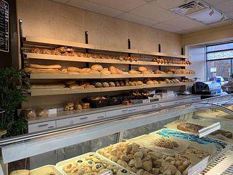 Interior - Breads Unlimited in Bethesda, MD Bakeries