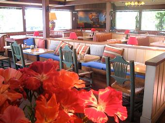 Interior - Breakaway Cafe in Sonoma Valley - Sonoma, CA American Restaurants