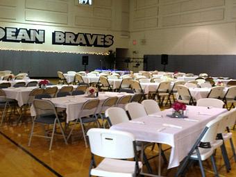 Interior - Bubba's Good Eats in Burnsville, NC Hamburger Restaurants