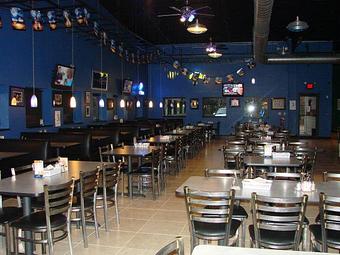 Interior - Captain's Choice Restaurant in behind Tanger Oultes - Foley, AL American Restaurants