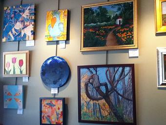 Interior: Buy art too at Cassatt's - Cassatt's Kiwi Cafe & Gallery in Arlington, VA Cafe Restaurants