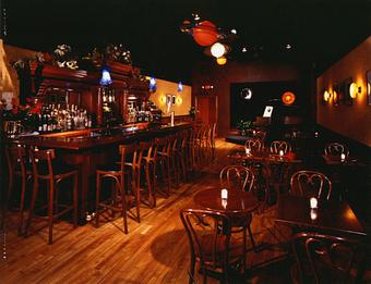Interior: Bar Photo - Castle Street Cafe in Great Barrington, MA Organic Restaurants