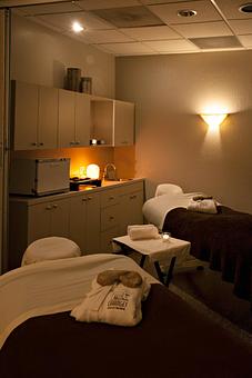 Interior: Dual Suite for Couples Massage - Changes Salon & Day Spa in Walnut Creek, CA Beauty Salons