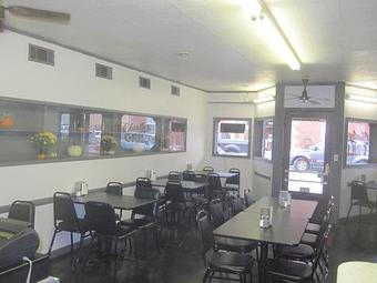 Interior - Charley's Grill in Neosho, MO American Restaurants