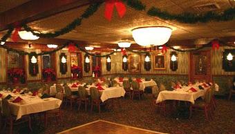 Interior - Charlotte's Restaurant in Newtown Square, PA American Restaurants