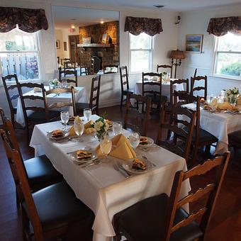 Interior: Small dining room - Chateau Morrisette Winery and Restaurant in Floyd, VA American Restaurants